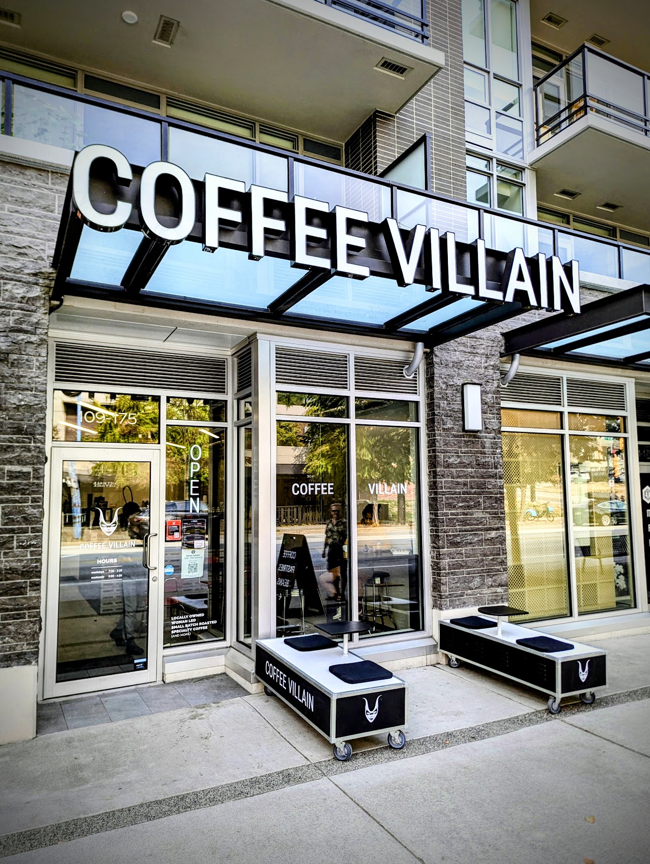 Coffee Villain interior