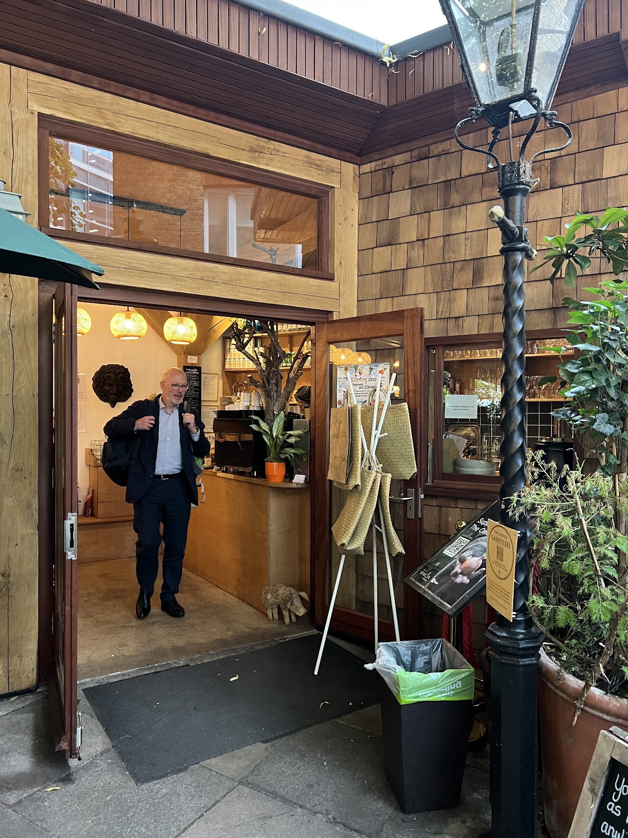 FlatCap Coffee co interior
