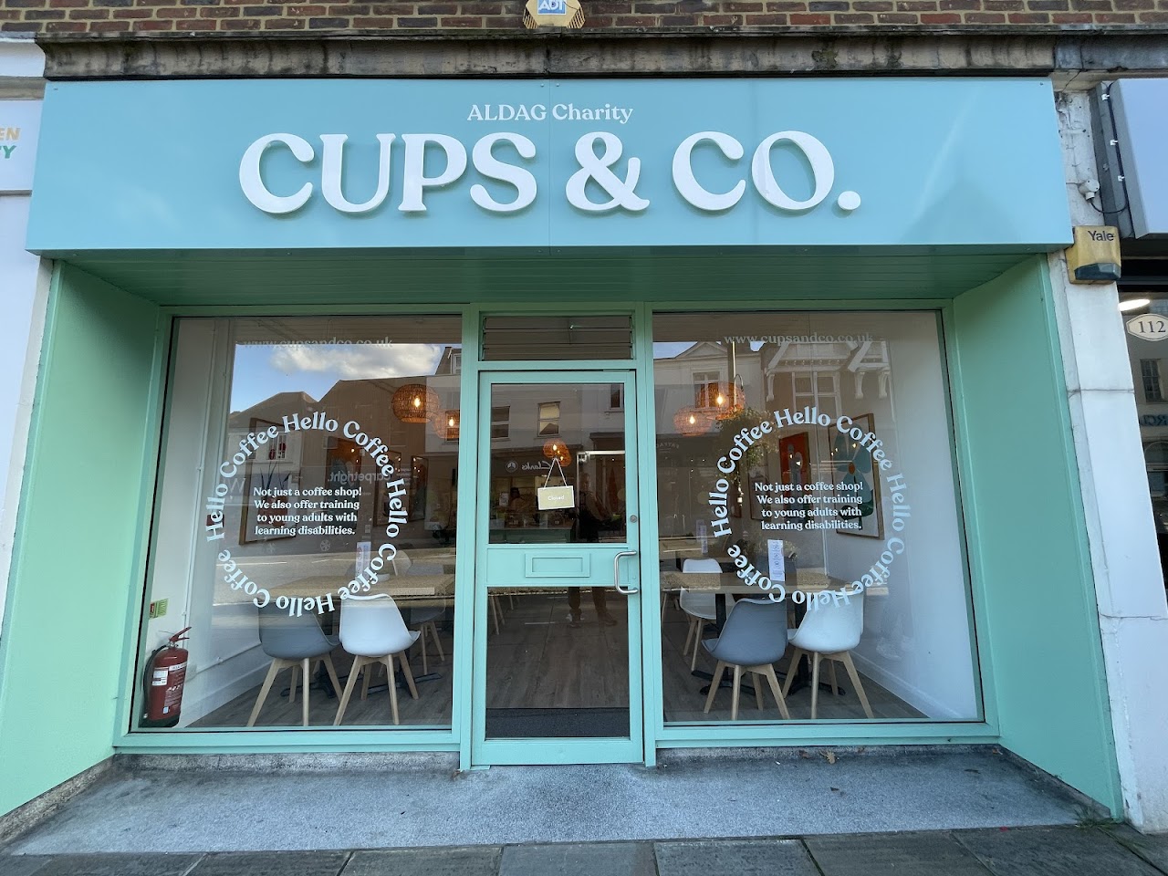 Cups & Co interior