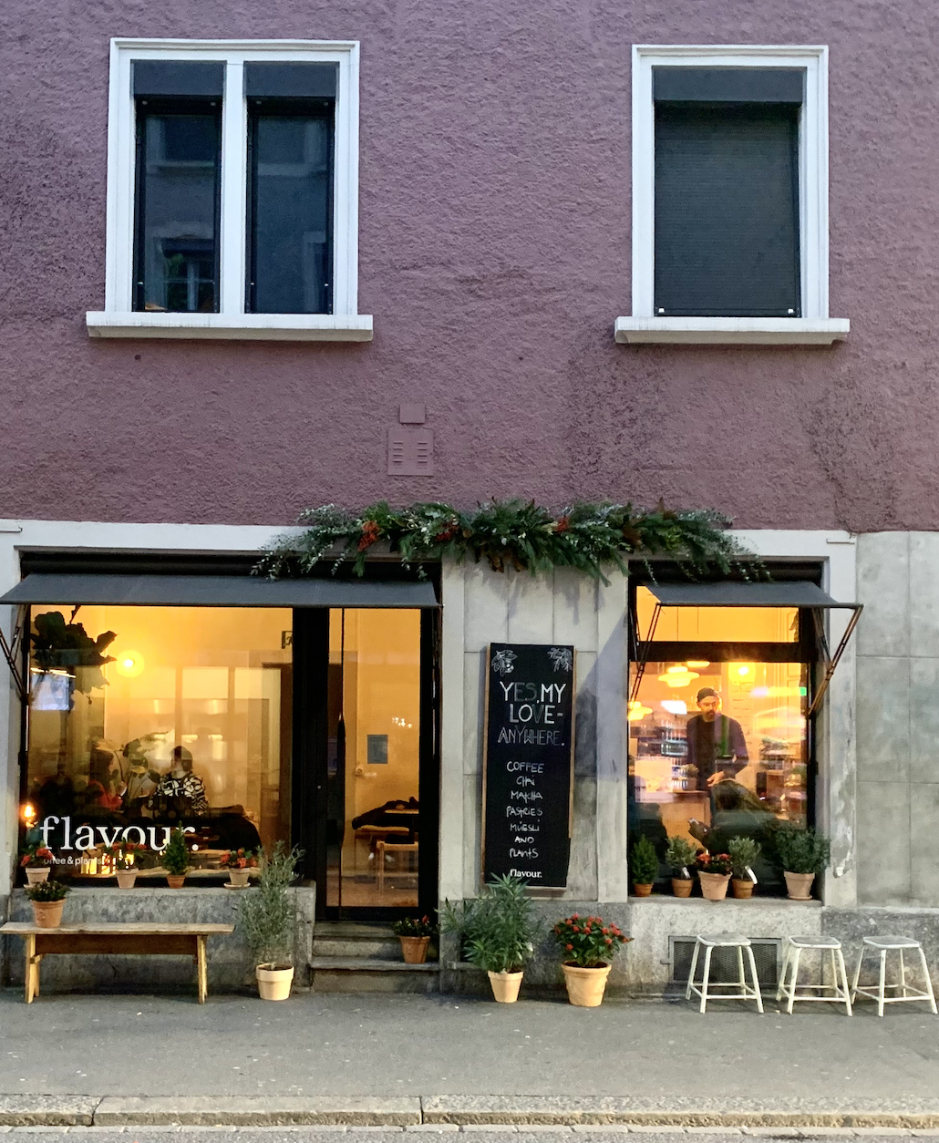FLAVOUR COFFEE & PLANTS interior