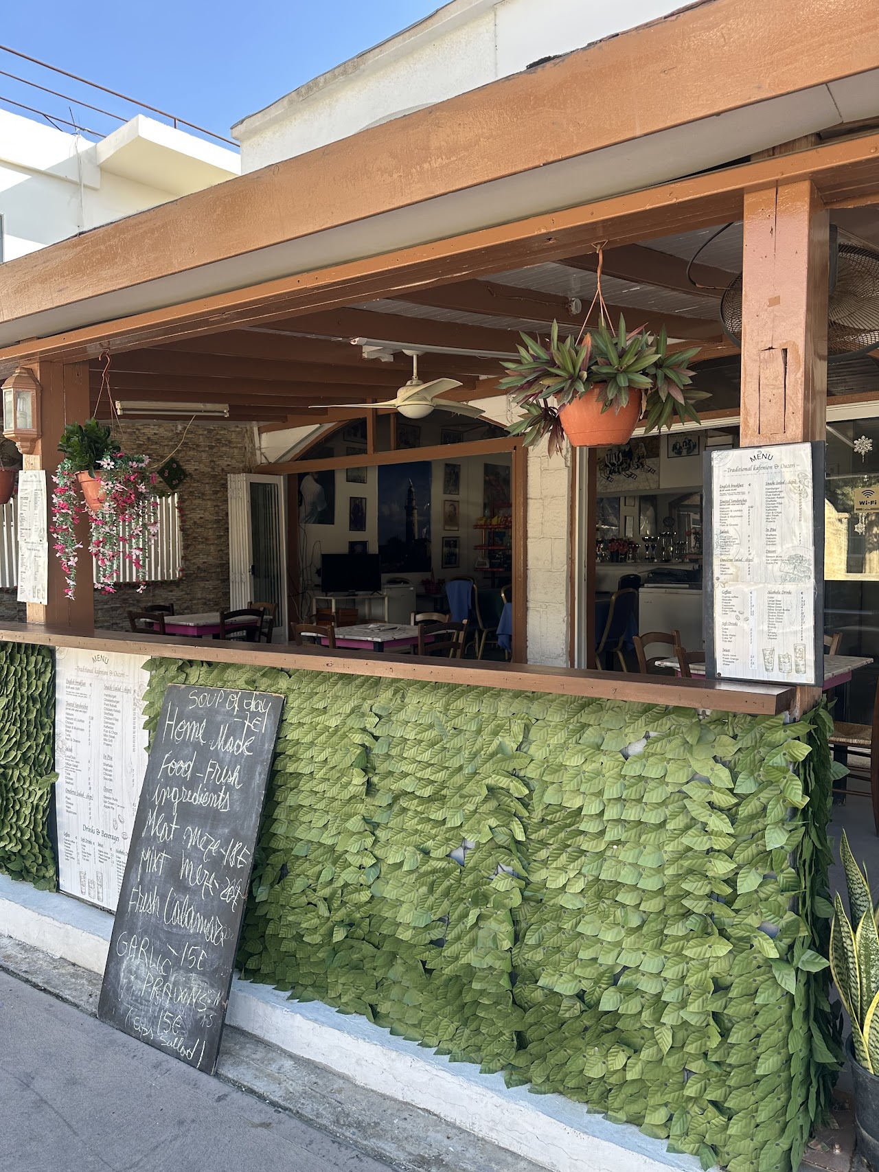 Best Traditional coffee shop in Paphos interior