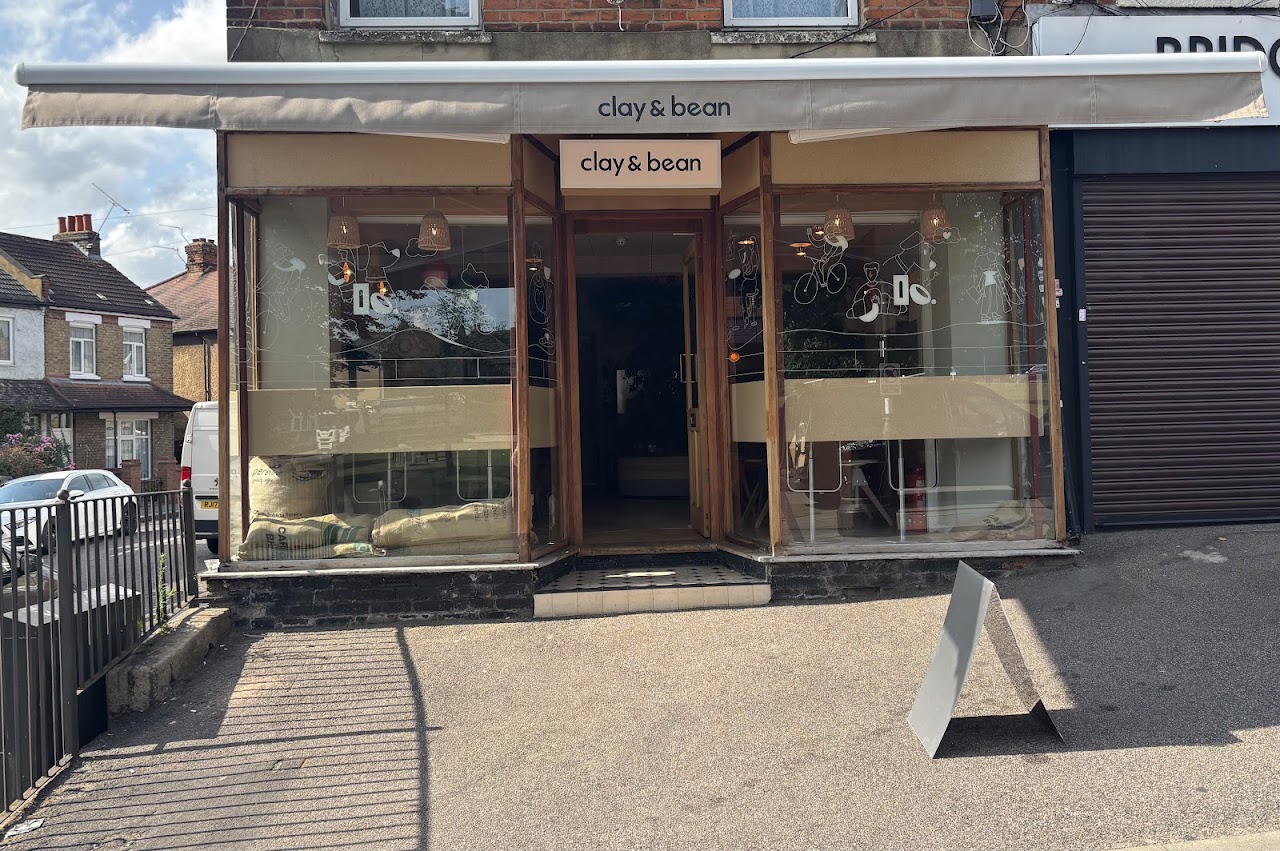 Clay & Bean interior