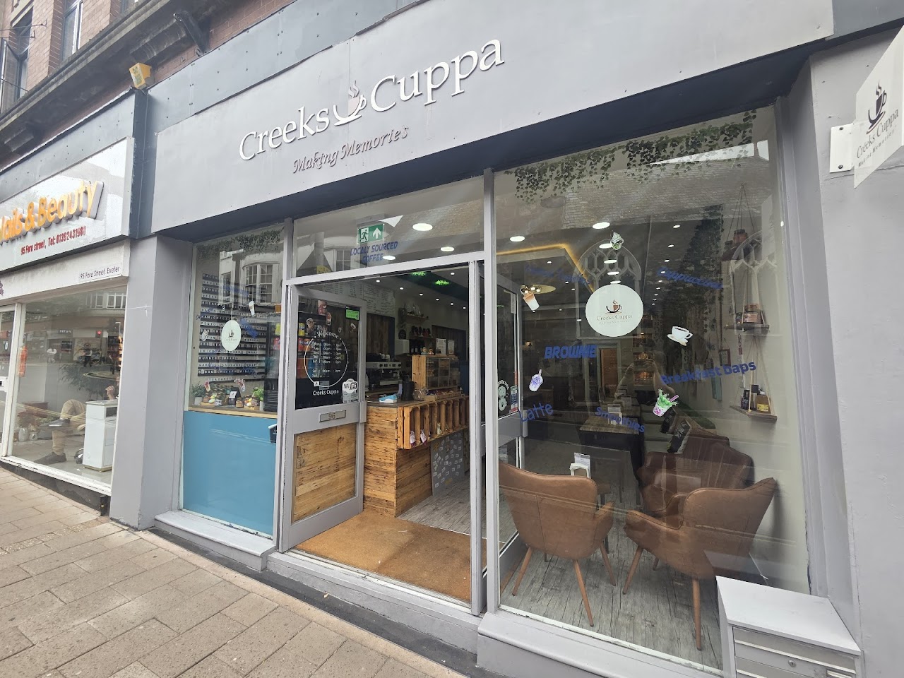 Creeks Cuppa interior