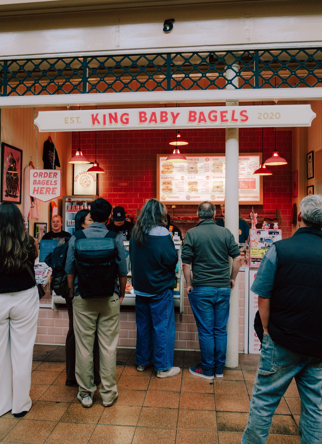 KINGBABYBAGELS interior