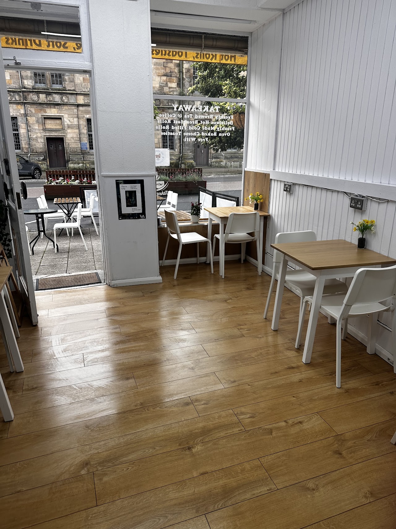 Neighbours Cafe interior