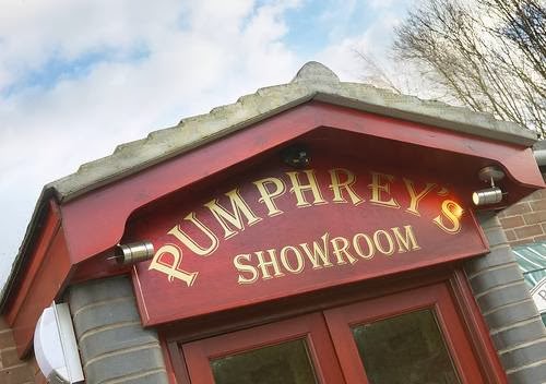 Pumphreys Coffee Roasting Rooms, Showroom and Cafe‎ interior